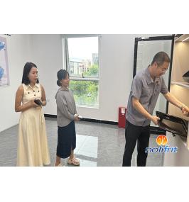 Foreign Customers Visit Nolifrit to Explore Deeper Cooperation in Enamelled Oven Rack Applications